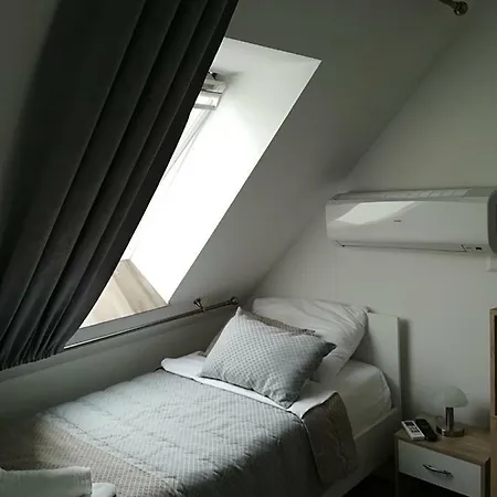 ゲストハウス Lemic ポストイナ