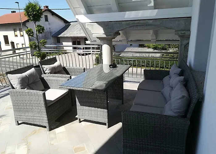 Lemic Guest house 3*